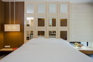 Standard Double Room, Non Smoking | In-room safe, desk, soundproofing, rollaway beds - Naka Residence (Wichit)
