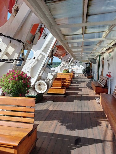 Laivahostel S/S Bore