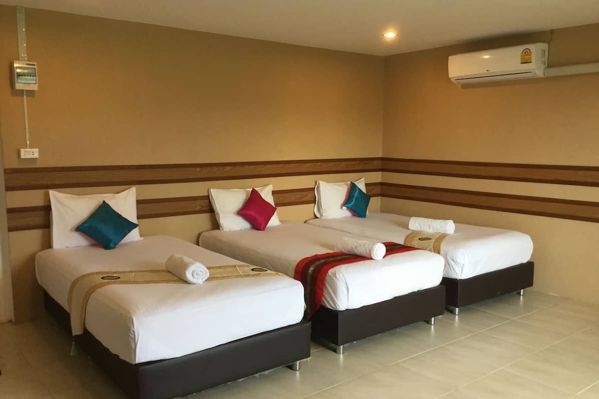 Classic Room 3 Single Bed