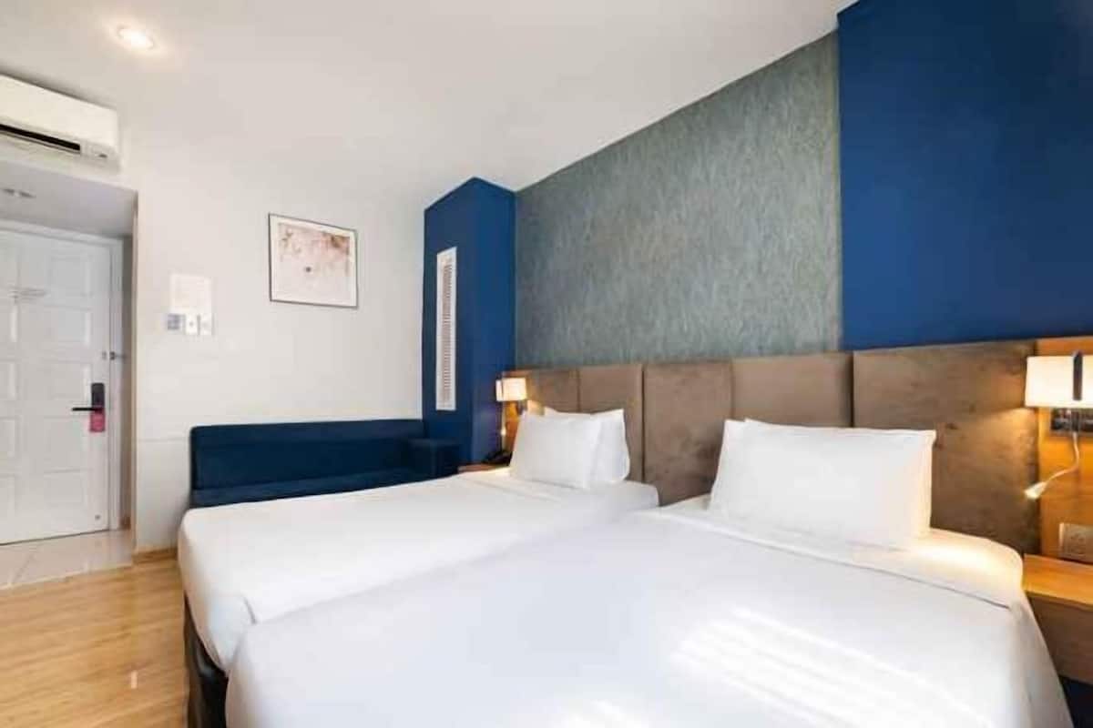 Premium bedding, minibar, desk, laptop workspace