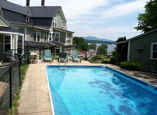 Chambre Standard, 1 grand lit, salle de bains attenante (Room 1) | Vue de la chambre