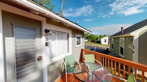 Standard-Studio, 1 King-Bett, Seeblick (Cottage 10 or 11) | Fassade der Unterkunft