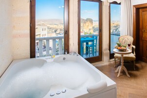 King Stone or Cave Suite | Vistas desde la habitación