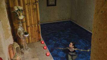 Imperial Pool Cave Suite | Piscina privada