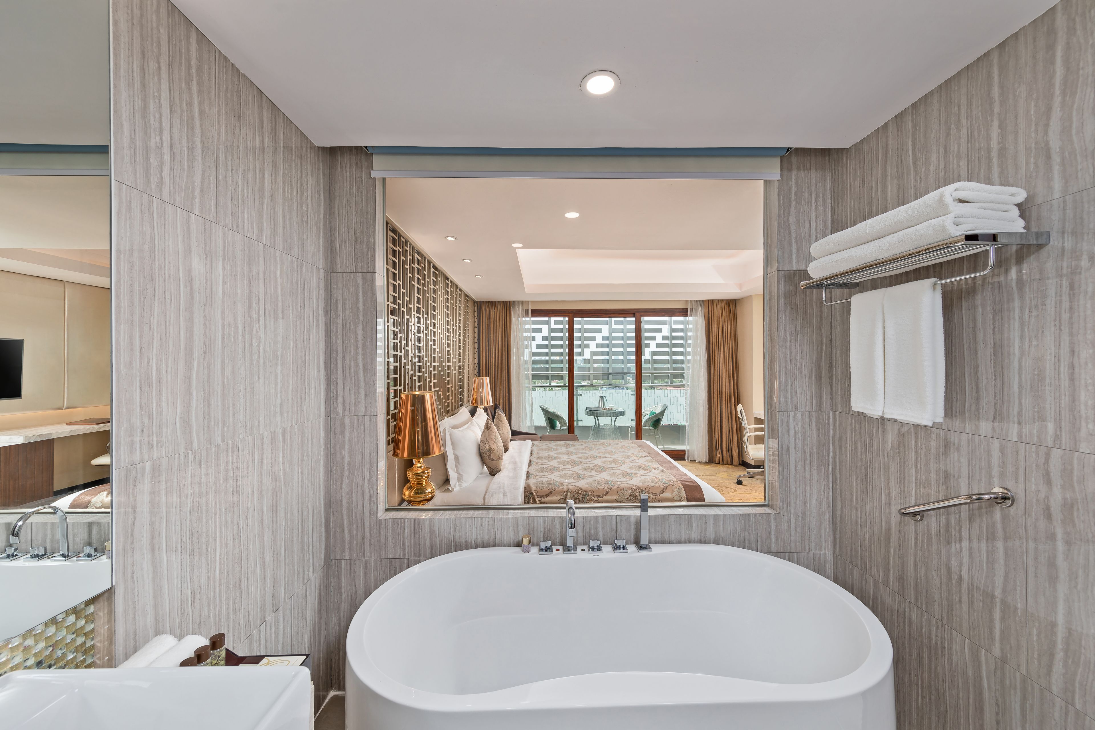 premier room, 1 double bed, balcony, city view | bathroom | free toiletries, hair dryer, bathrobes, slippers