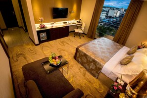 Minibar, in-room safe, blackout curtains, soundproofing - Best Western Chinatown Hotel (Yangon)