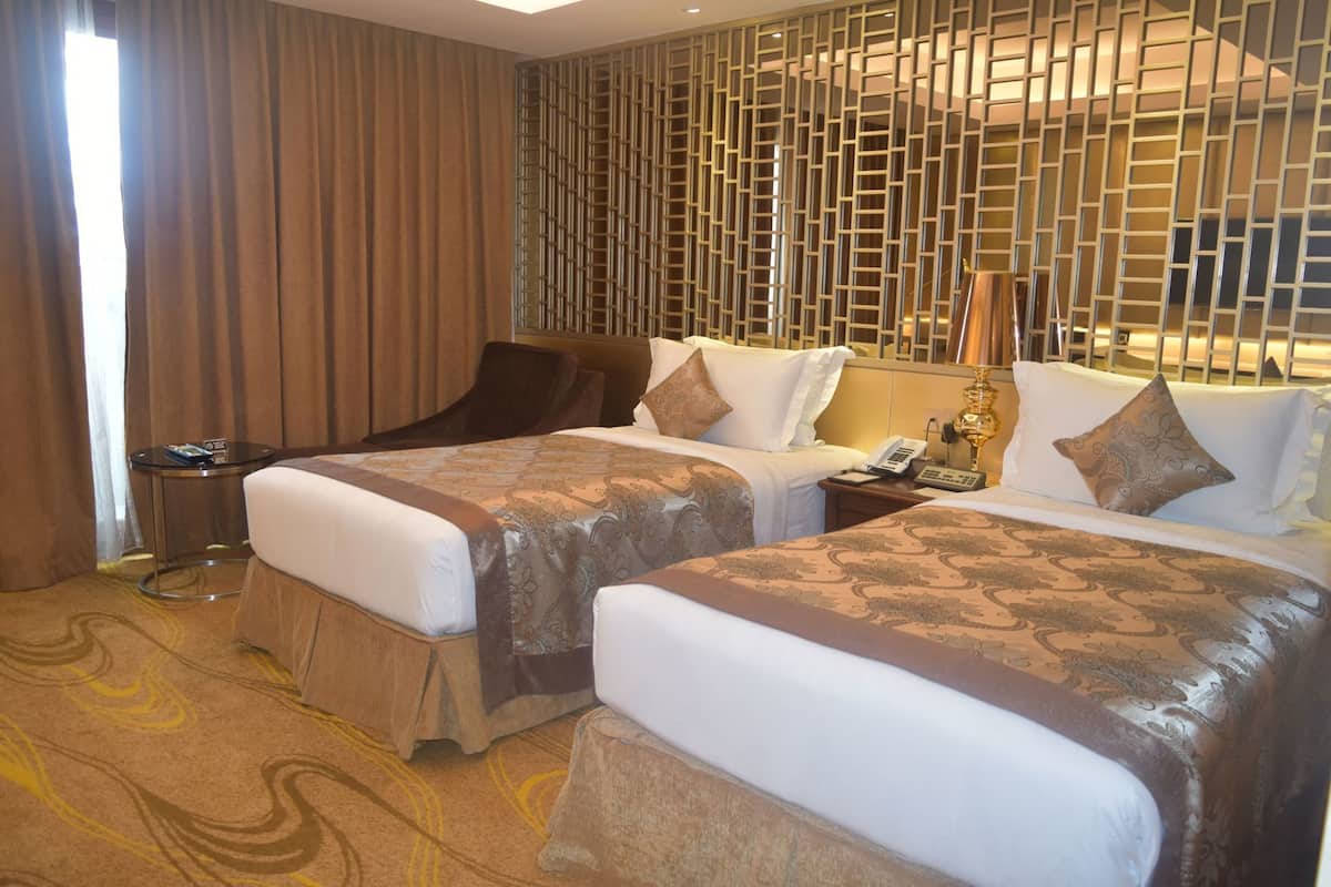 Minibar, in-room safe, blackout drapes, soundproofing