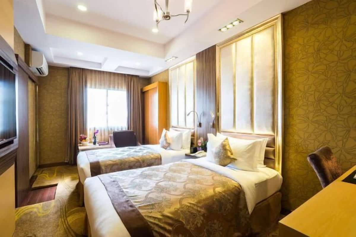 Minibar, in-room safe, blackout curtains, soundproofing