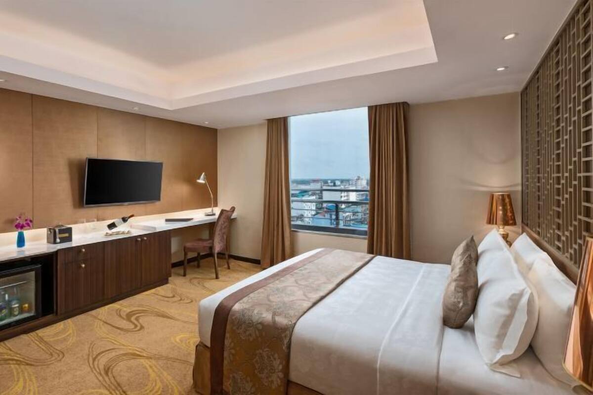 Minibar, in-room safe, blackout curtains, soundproofing