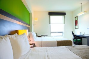 Standard Room, 2 Queen Beds, Non Smoking, River View | In-room safe, desk, rollaway beds, free WiFi - Comfort Inn Tuxpan (Tuxpan)