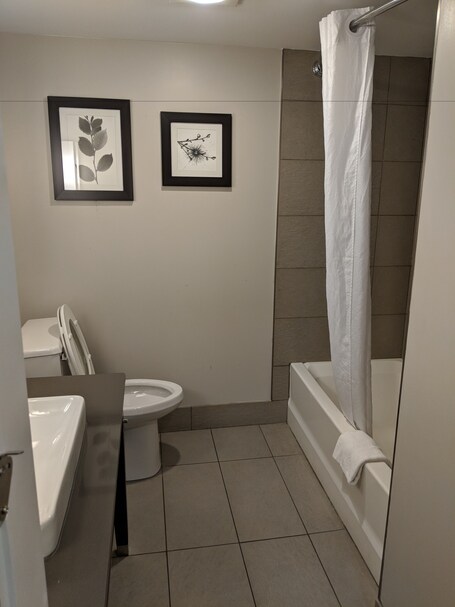 Country Inn Suites by Radisson, Gatlinburg, TN - Image 21