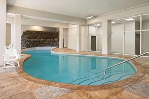 Una piscina techada