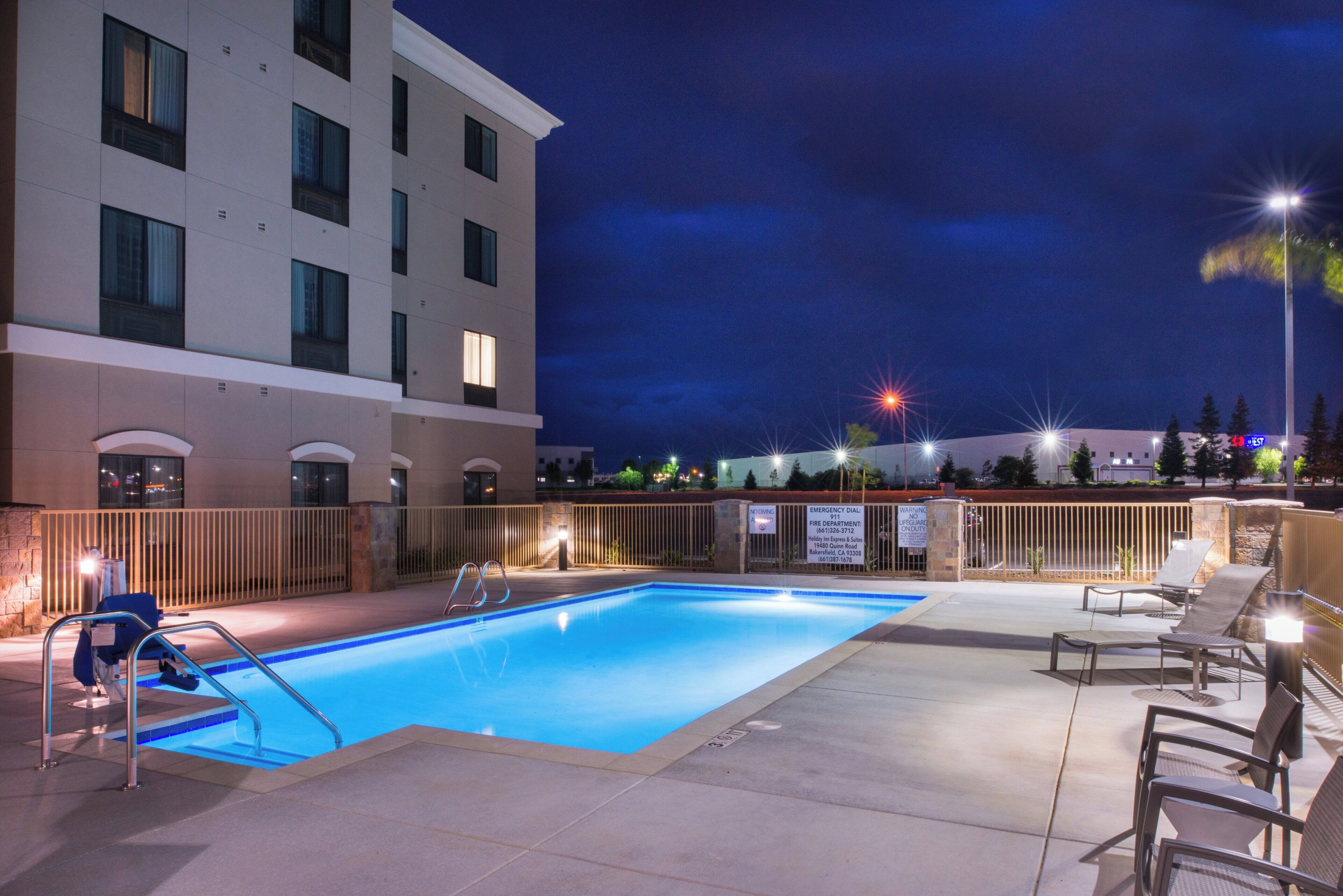 Foto - Holiday Inn Express & Suites Bakersfield Airport