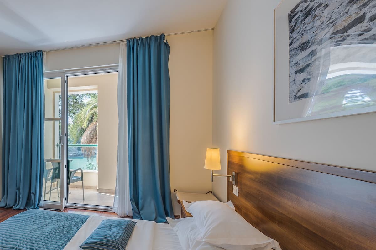 1 bedroom, minibar, in-room safe, desk