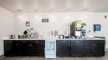 Free daily continental breakfast