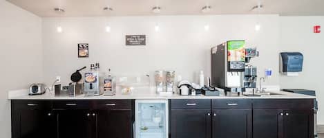 Free daily continental breakfast