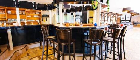 Bar (in der Unterkunft)