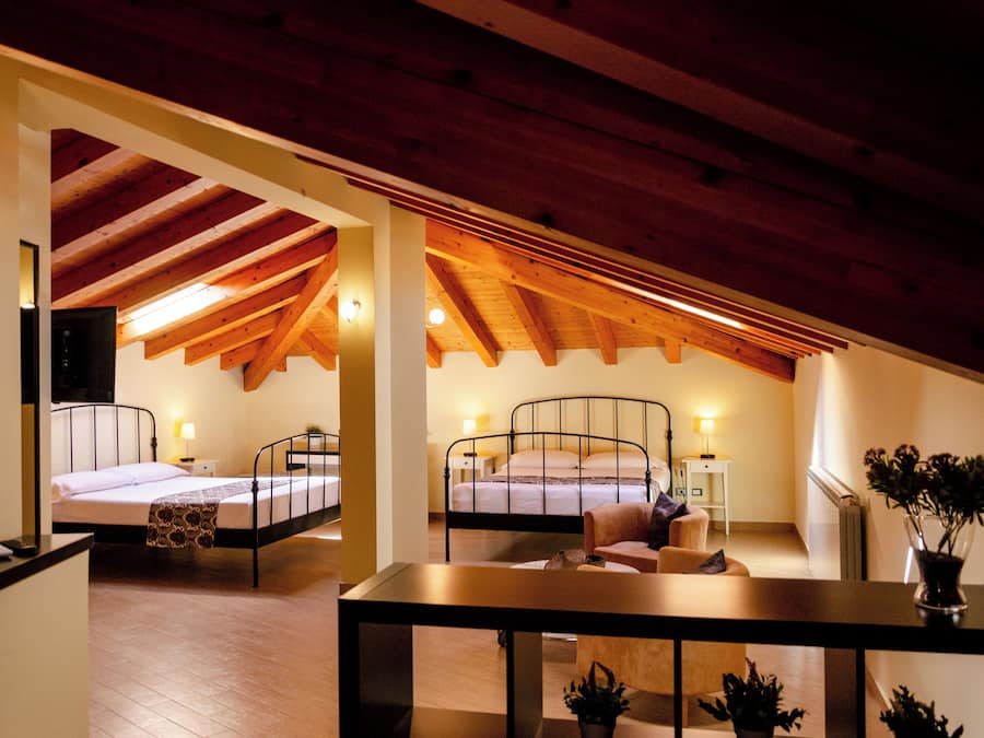 Quadruple Room | Desk, iron/ironing board, free cots/infant beds, rollaway beds