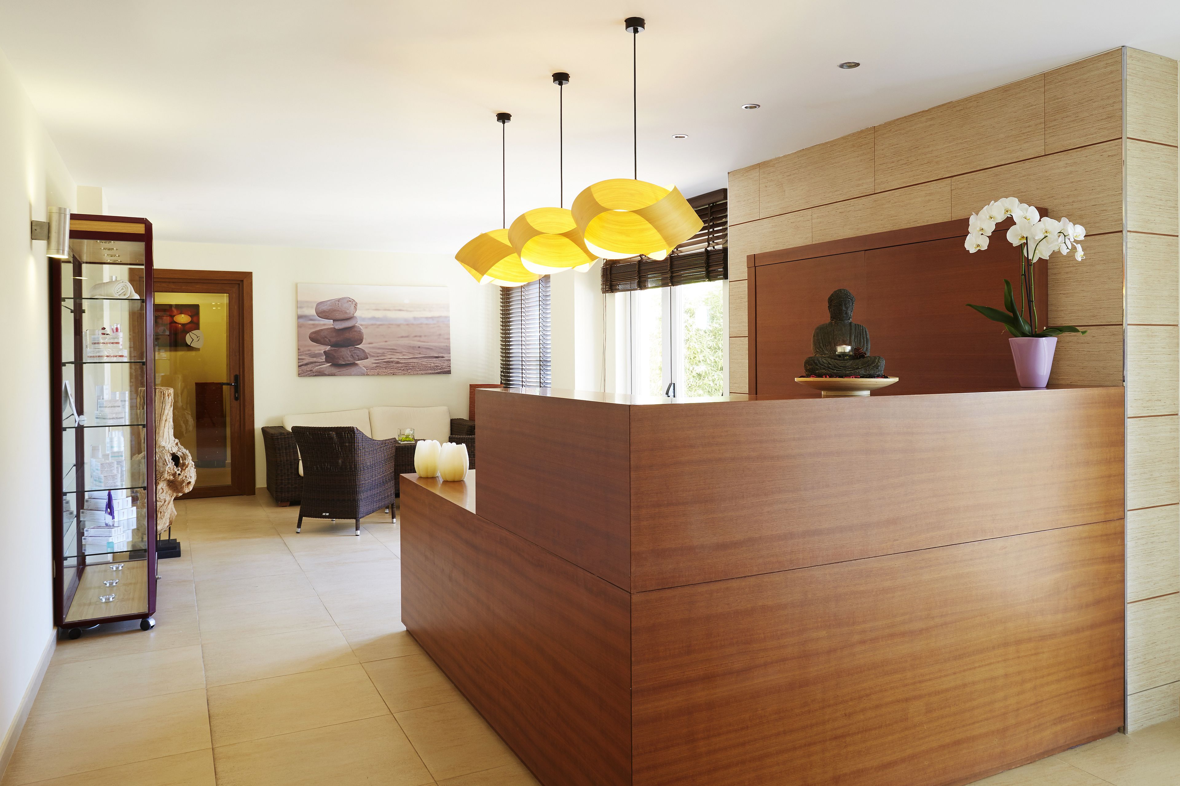 Sauna, hot tub, body treatments, body scrubs, facials