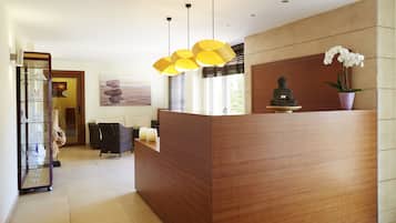 Sauna, hot tub, body treatments, body scrubs, facials