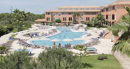 Grupotel Macarella Suites & Spa