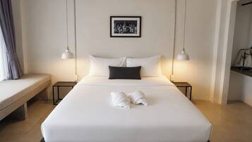 Deluxe Double Room | Free minibar, desk, blackout curtains, free WiFi
