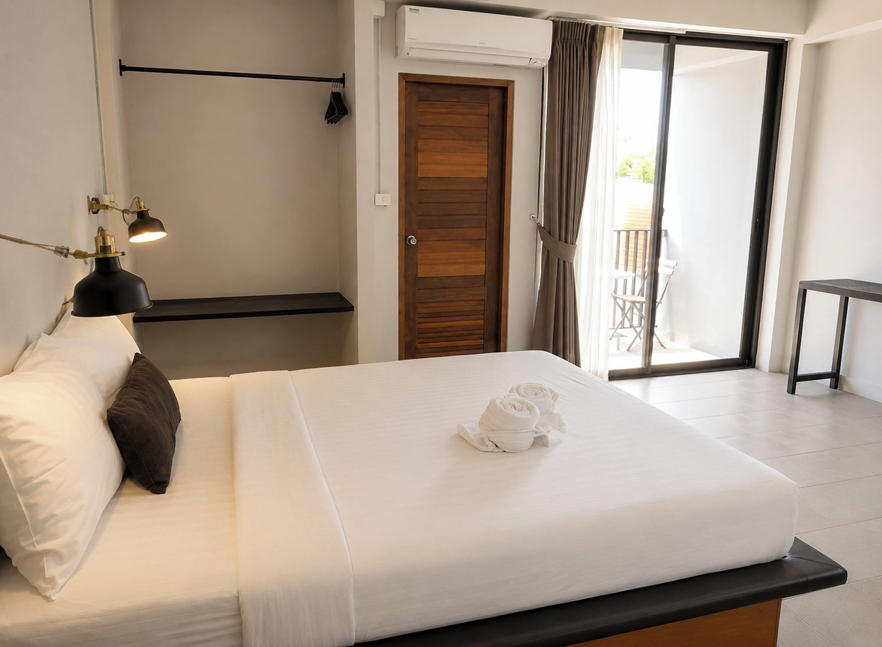 Desk, iron/ironing board, free WiFi, bed sheets