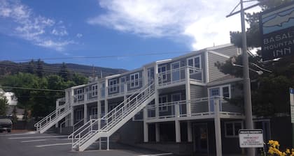 Basalt Mountain Inn