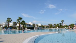 室外泳池