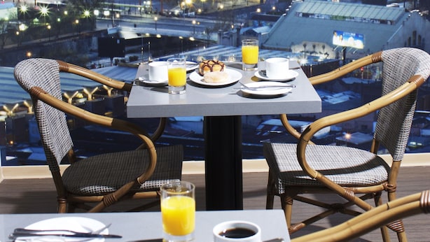 Coffee shop - Hotel Capital San Pablo (Santiago)