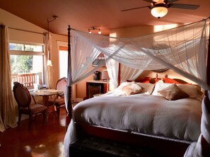 Suite, 1 très grand lit, patio, vue océan