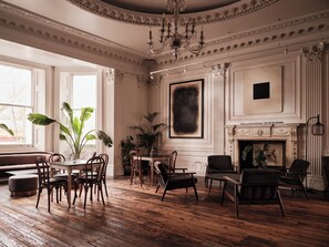 Lounge - The Columbia (London)