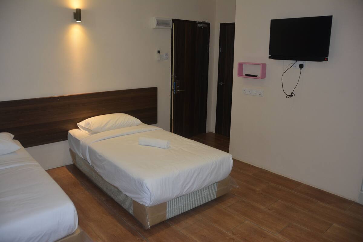 Habitación Deluxe con 2 camas individuales | Wifi gratis 