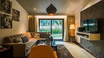 3 Bedroom Ocean View Presidential Villa | Living area | Flat-screen TV, pay movies