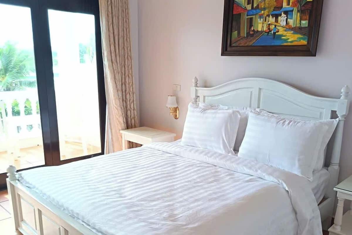 Deluxe-værelse - 1 kingsize-seng - delvis havudsigt (Sea View Premium) | 1 soveværelse, premium-sengetøj, senge med topmadrasser, minibar