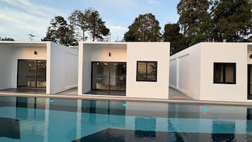 Escrivaninha, Wi-Fi de cortesia, roupa de cama