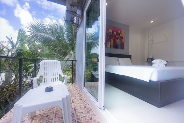 Superior Room with Balcony | Vue depuis le balcon