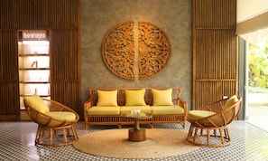 Body treatments, massage/treatment rooms, manicures and pedicures