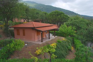 Caja de seguridad en la habitación y insonorización
