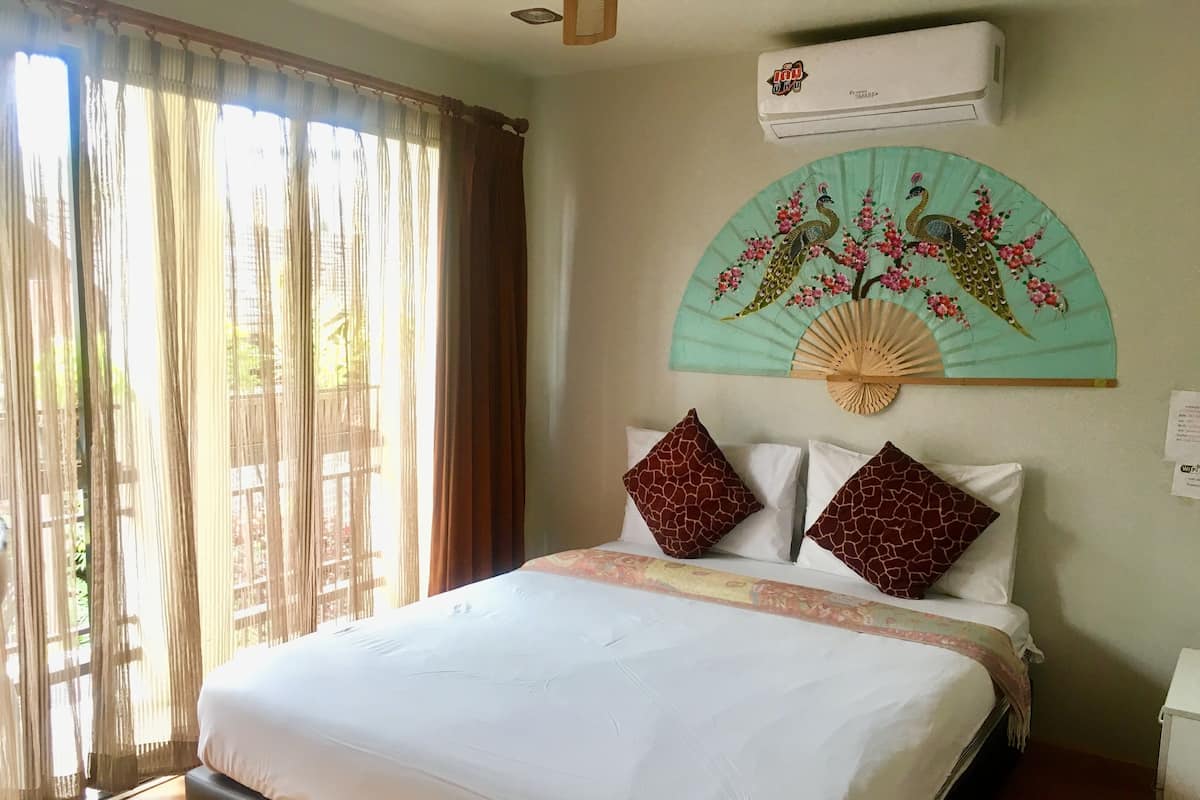 Superior Room | Desk, rollaway beds, free WiFi, bed sheets