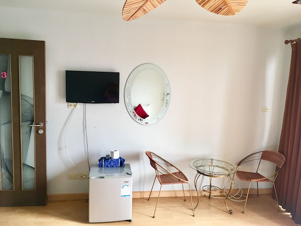Suite | Bureau, lits pliants/supplémentaires, Wi-Fi gratuit, draps fournis