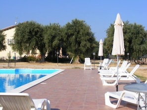 Seasonal outdoor pool - Stella di Sicilia (Caronia)