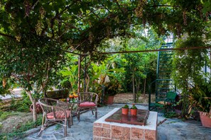Terrace/patio - Zante Nest Studios & Apartments (Zakynthos)