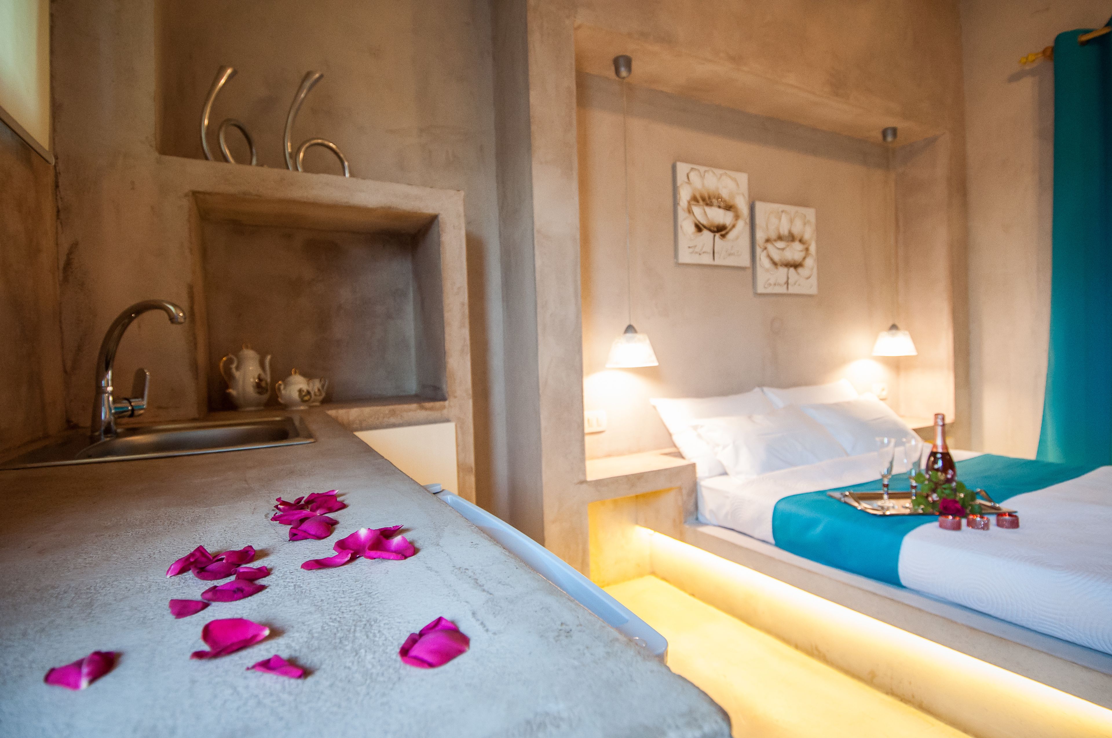 In-room safe, desk, blackout curtains, soundproofing