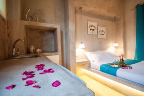 Coffres-forts dans les chambres, bureau, rideaux occultants