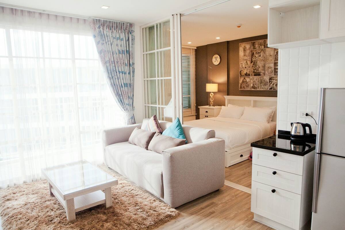 Suite, 1 chambre | Coin séjour