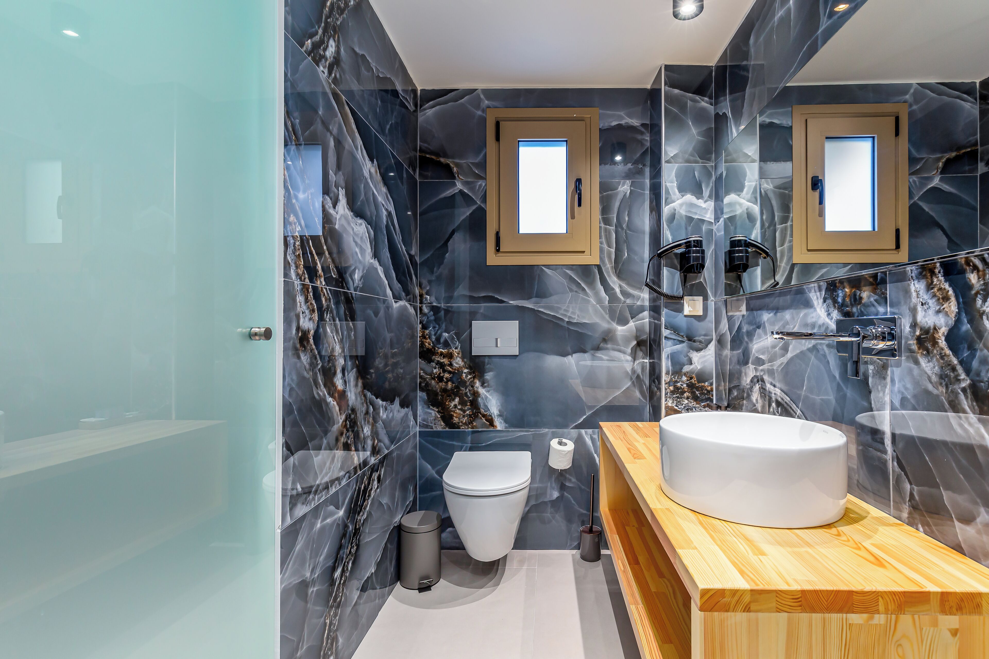 suite, private plunge pool, sea view | bathroom | shower, free toiletries, hair dryer, towels