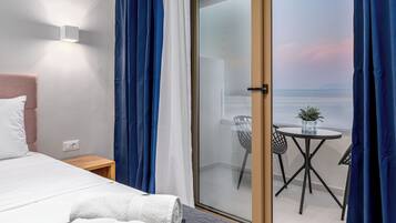 Minibar, in-room safe, desk, soundproofing