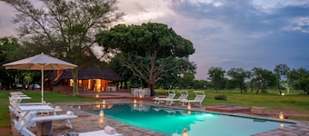 Zebras Crossing Lodge