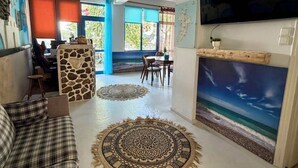 Reception - Foinikas Studios (Kithnos)